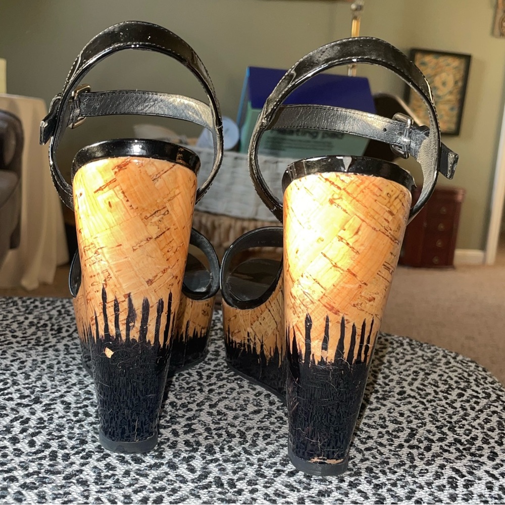 Stuart Weitzman Single Patent Cork Wedge Heel - image 5